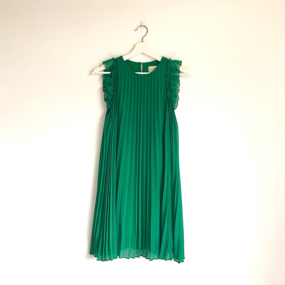 Sezane Emerald Green Ruffle Pleated Mini Dress Size 36 / US 4 / Small